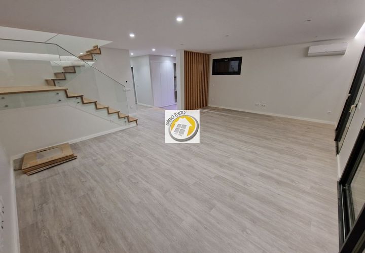 Villa i Espinho, Aveiro, Espinho - € 595.000 | Ref: 4130 - foto 1
