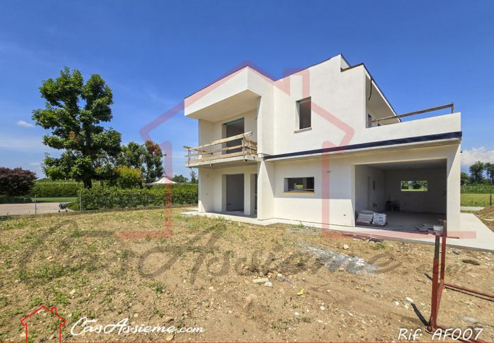 Villa a Loria, Treviso, Loria - € 220.000 | Ref: AF007 - foto 1