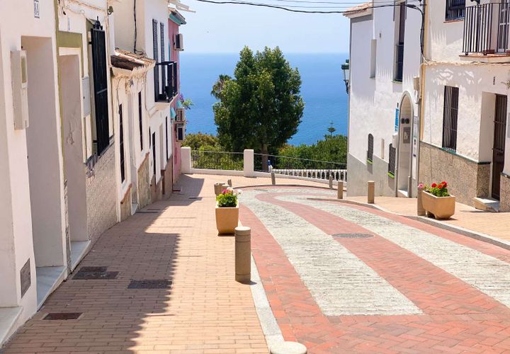 Villa i Nerja, Malaga, Nerja - € 320.000 | Ref: DH30145 - foto 1
