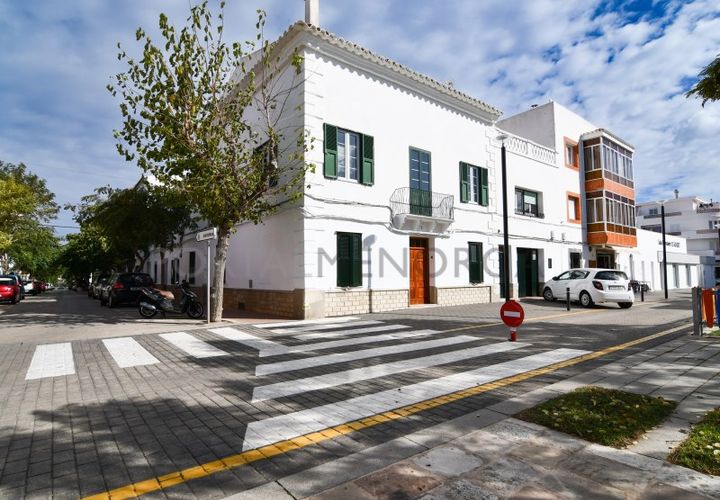 Villa a Es Castell, Menorca, Es Castell - € 520.000 | Ref: H3273 - foto 1