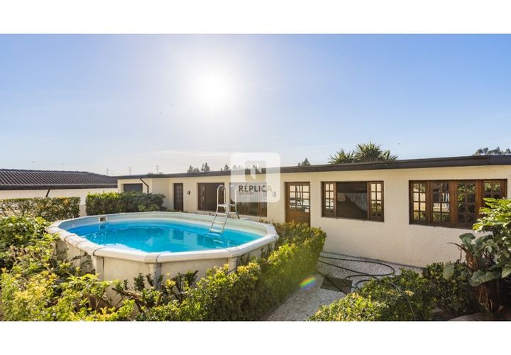 Villa a Folgosa, Porto, Folgosa - € 700.000 | Ref: RZ0176RZ - foto 1