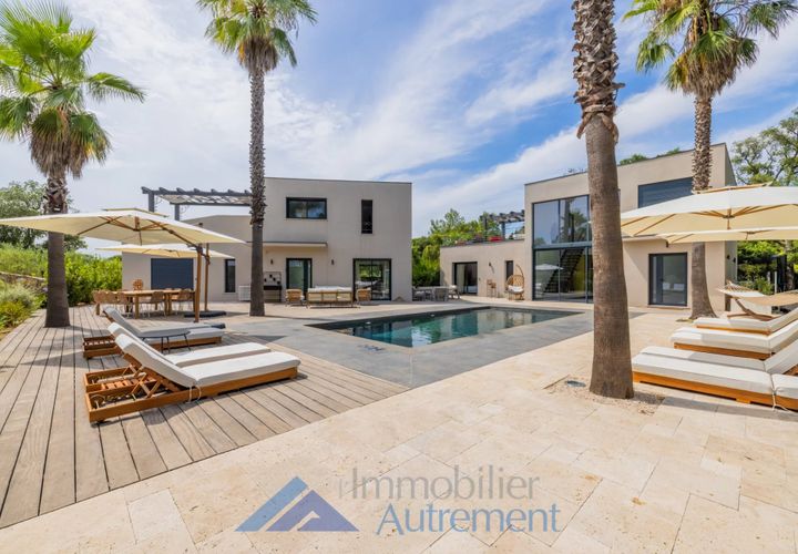 Landejendom i Saint-Tropez, Var, Saint-Tropez - € 3.500.000 | Ref: 83939019 - foto 1