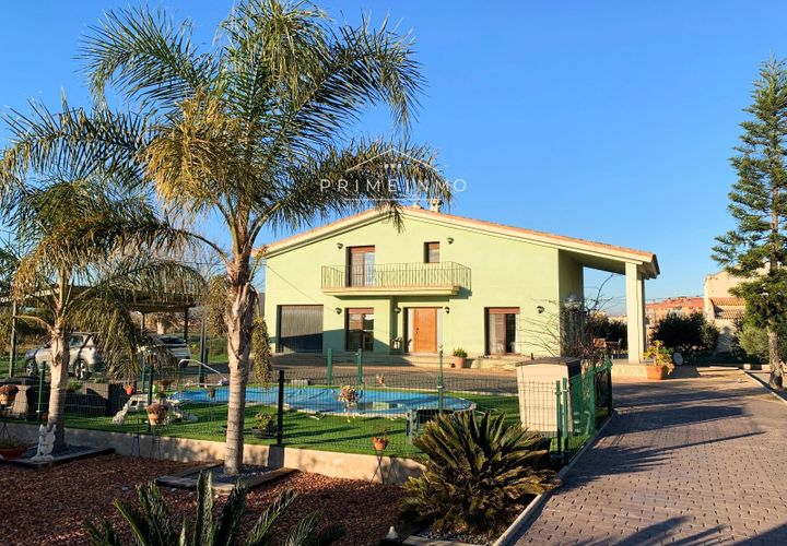 Villa i Deltebre, Tarragona, Deltebre - € 390.000 | Ref: 1085 - foto 1