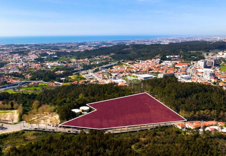 Helårsgrund i Pedroso, Porto, Pedroso - € 425.000 | Ref: ZMPT557985 - foto 1