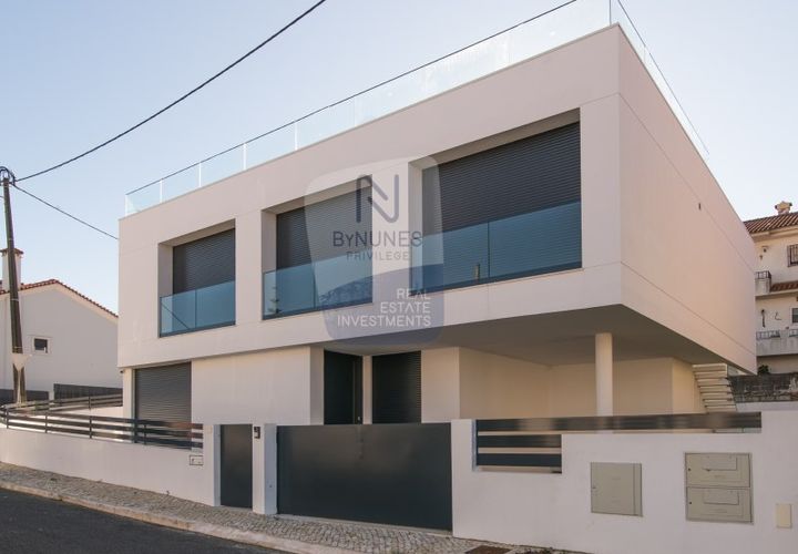 Villa i Odivelas, Lisbon, Odivelas - € 900 000 | Ref: ID 01003045-149 - foto 1
