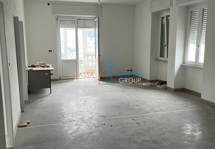 Villa i Massa, Massa and Carrara, Massa - € 550.000 | Ref: 2820 - foto 1