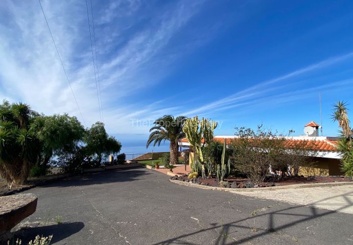 Villa a Adeje, Tenerife, Adeje - € 1.011.000 | Ref: D1589 - foto 1