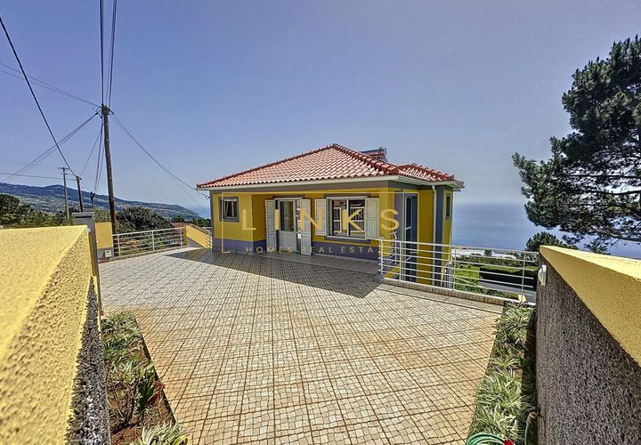 Haus in Calheta, Madeira, Calheta - € 700.000 | Ref: LH-370-2023 - Foto 1