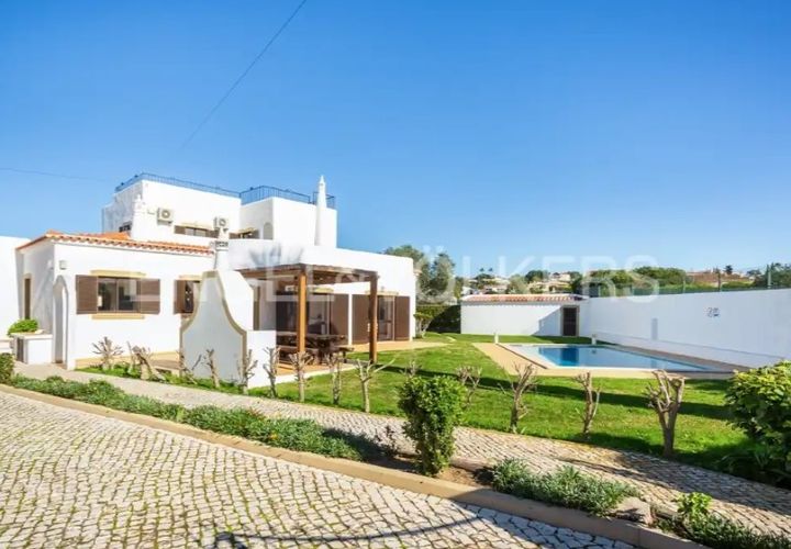 Villa a Guia, Faro, Guia - € 995.000 | Ref: W-02U5WR - foto 1