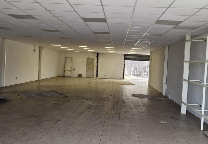 L'establiment comercial a Saint-Andre, La Reunion, Saint-Andre - € 37.080/mes | Ref: 6223K - foto 1