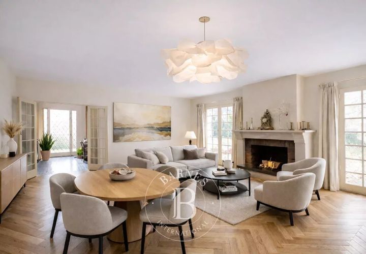 Villa i Bordeaux, Gironde, Bordeaux - € 900.000 | Ref: M2207 - foto 1