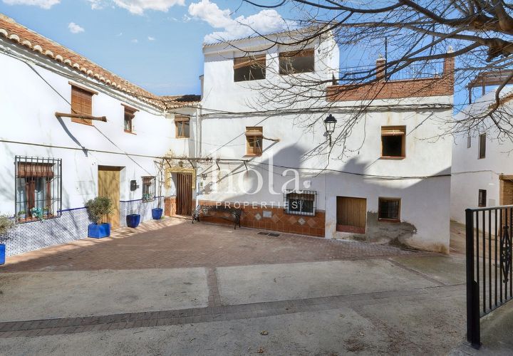 Byhus i Pinos Del Valle, Granada, Pinos Del Valle - € 105.000 | Ref: LLW-Casa Larios - foto 1