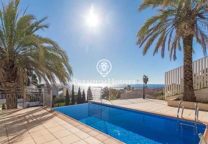 Villa i Lloret De Mar, Gerona, Lloret De Mar - € 1.500.000 | Ref: PH103001/3699 - foto 1