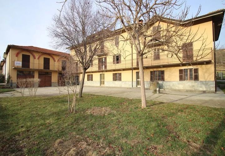 Villa a Camerana, Cuneo, Camerana - € 360.000 | Ref: CMR007 - foto 1