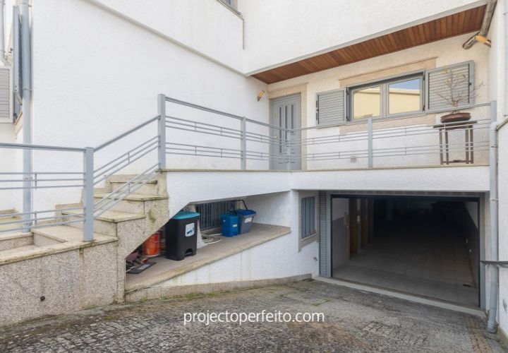 Rækkehus i Espinho, Aveiro, Espinho - € 359.000 | Ref: 3540 - foto 1