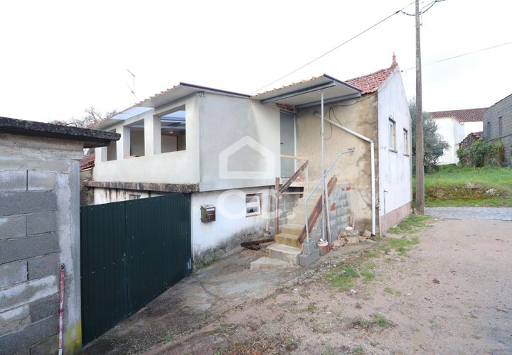 Villa i Ansiao, Leiria, Ansiao - € 75.000 | Ref: 385/M/00672 - foto 1