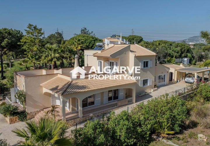 Villa i Almancil, Faro, Almancil - € 1.030.000 | Ref: V247858J - foto 1