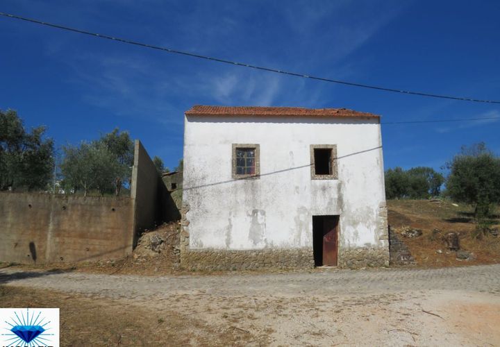 Villa a Alvaiazere, Leiria, Alvaiazere - € 49.000 | Ref: 00197 - foto 1