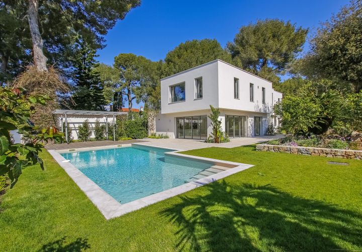 Villa i Antibes, Alpes-Maritimes, Antibes - € 4.200.000 | Ref: HH-14956307 - foto 1