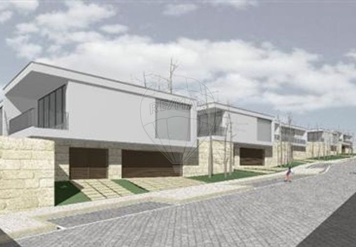Helårsgrund i Santo Tirso, Porto, Santo Tirso - € 245.000 | Ref: 120761039-343 - foto 1