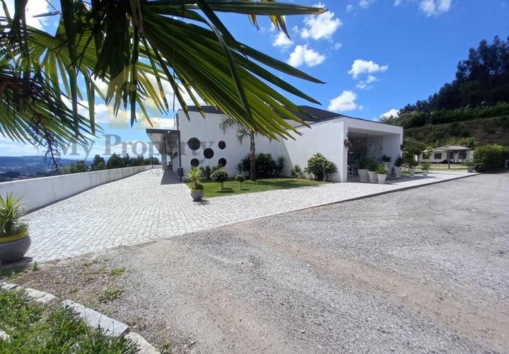 Farm i Paredes, Porto, Paredes - € 1.850.000 | Ref: Q521 - foto 1
