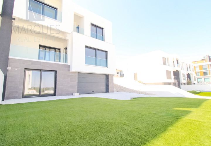 Villa i Corroios, Setubal, Corroios - € 765 000 | Ref: CAS_505 - foto 1