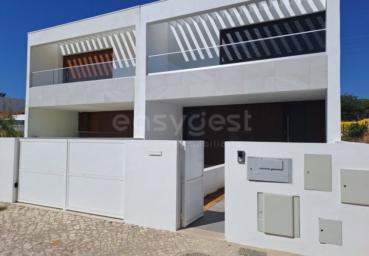 Villa i Setubal, Setubal, Setubal - € 670.000 | Ref: ST94714AC - foto 1