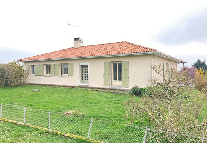 Villa a Manot, Charente, Manot - € 216.000 | Ref: 34362 - foto 1