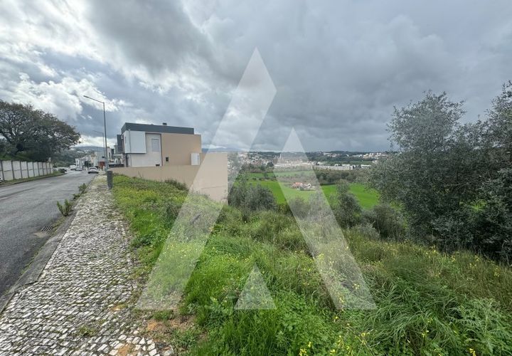 Helårsgrund i Batalha, Leiria, Batalha - € 49.000 | Ref: 1130856/24 LR - foto 1