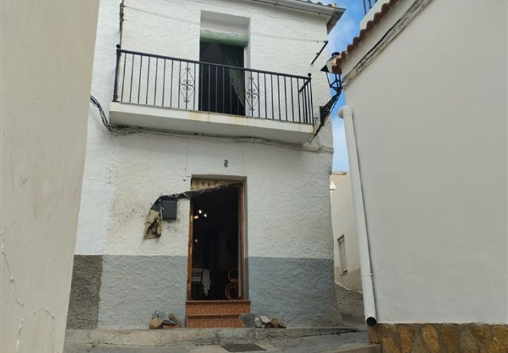 Landsbyhus i Rubite, Granada, Rubite - € 65.000 | Ref: 06 - foto 1