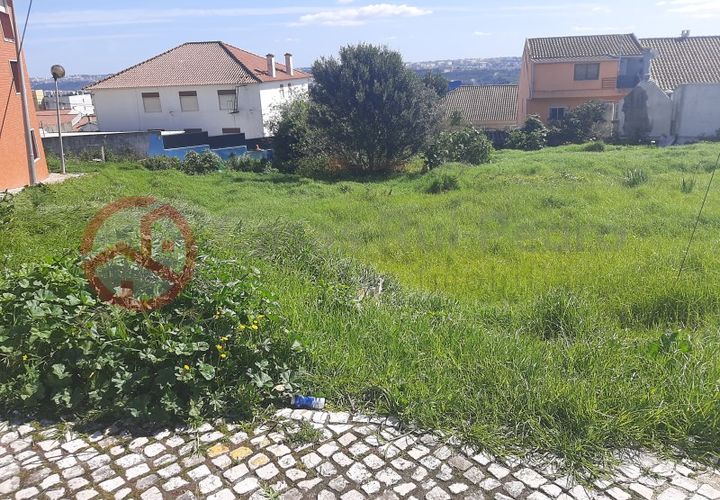Helårsgrund i Amadora, Lisbon, Amadora - € 85.000 | Ref: 3950AS1 - foto 1