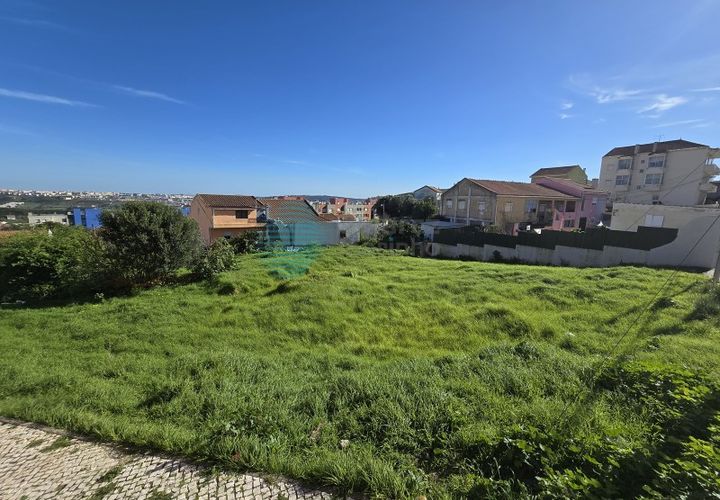 Helårsgrund i Amadora, Lisbon, Amadora - € 85.000 | Ref: 3140-LTJL - foto 1