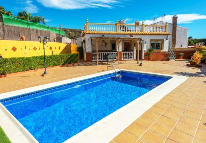 Villa in Nerja, Malaga, Nerja - € 1,500/month | Ref: WR829 - photo 1