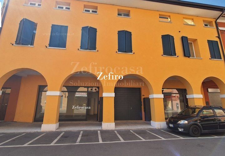 Erhvervsejendom i Cento, Ferrara, Cento - € 60.000 | Ref: FE042067304 - foto 1