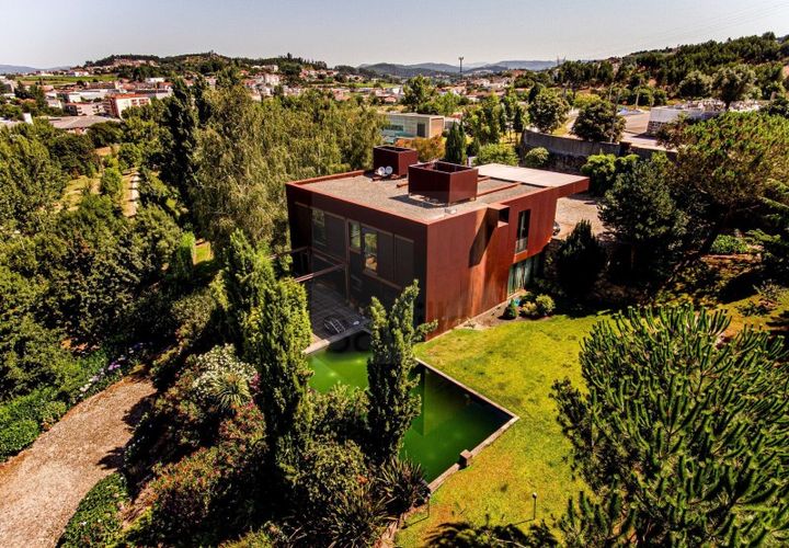 Villa i Guimaraes, Braga, Guimaraes - € 1.600.000 | Ref: SAVPRT9545 - foto 1
