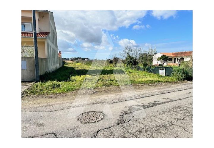 Helårsgrund i Aveiro, Aveiro, Aveiro - € 180.000 | Ref: 1020973/24 FR - foto 1