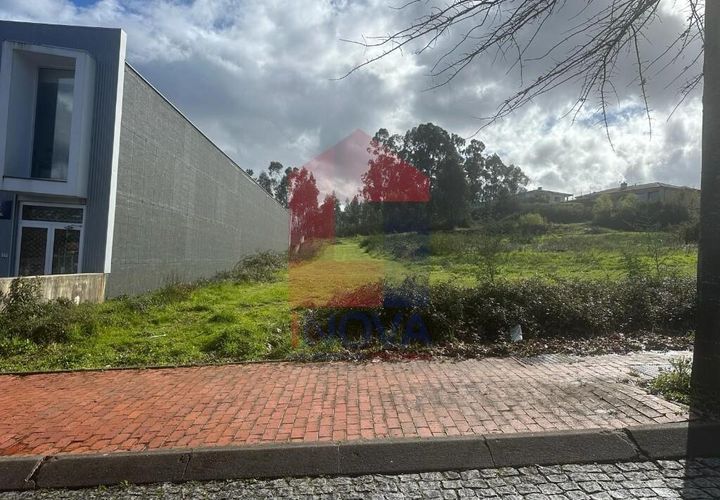 Helårsgrund i Vila Verde, Braga, Vila Verde - € 79.900 | Ref: 08275 - foto 1