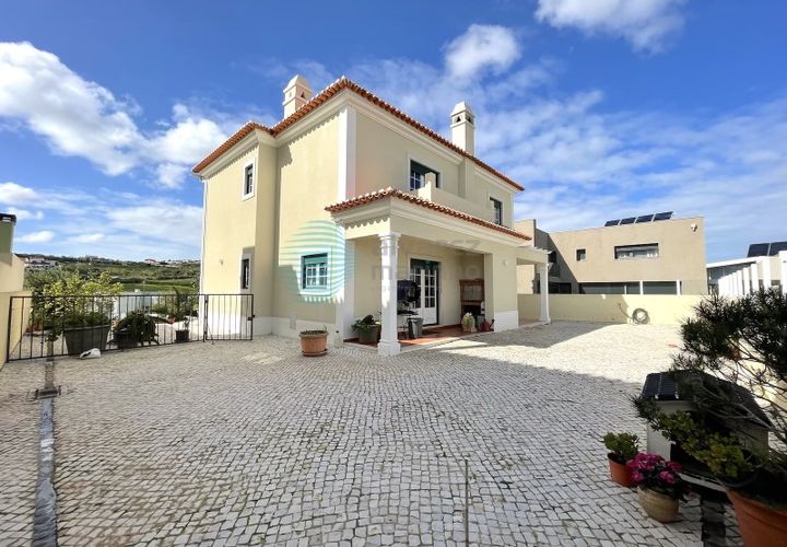 Villa i Matacaes, Lisbon, Matacaes - € 640.000 | Ref: 3142-V4UBM - foto 1