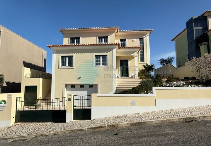 Villa i Matacaes, Lisbon, Matacaes - € 640 000 | Ref: 3142-V4UBM - foto 1