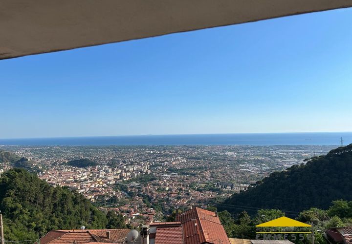 Villa i Massa, Massa and Carrara, Massa - € 150.000 | Ref: 1328 - foto 1