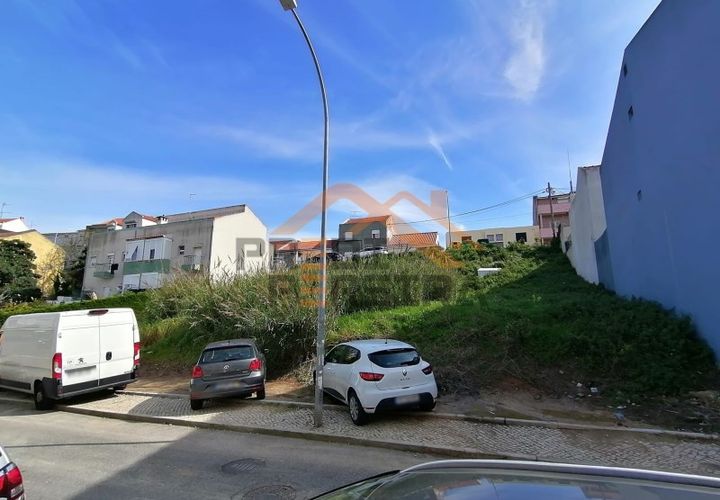 Helårsgrund i Amadora, Lisbon, Amadora - € 295.000 | Ref: PP5172 - foto 1