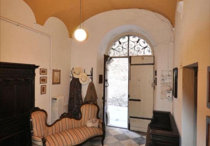 Villa a Scansano, Grosseto, Scansano - € 280.000 | Ref: V-0046 - foto 1
