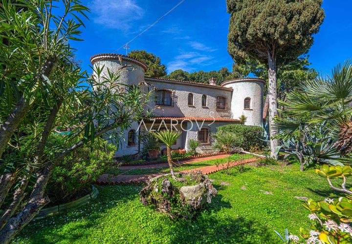Villa a Bordighera, Imperia, Bordighera - € 1.990.000 | Ref: 5644 - foto 1