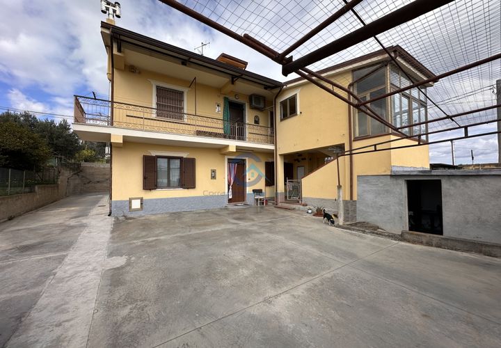 Villa a Simeri Crichi, Catanzaro, Simeri Crichi - € 200.000 | Ref: CZ-705 - foto 1