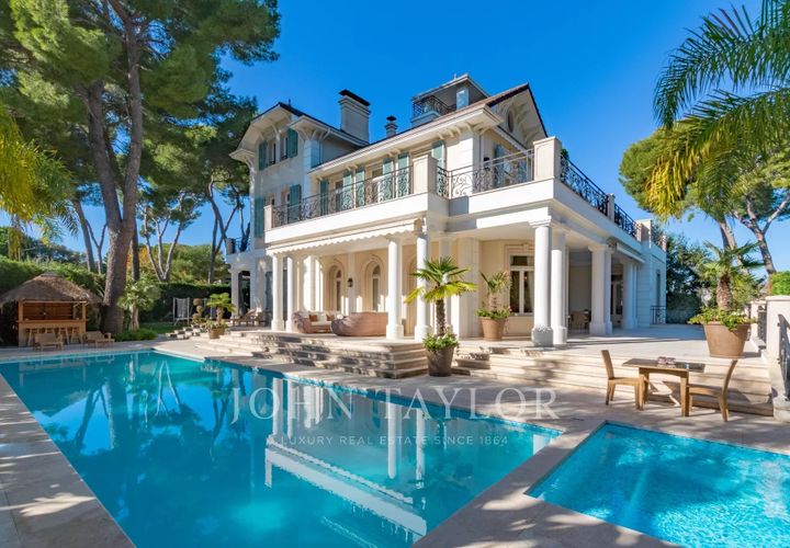 Landejendom i Antibes, Alpes-Maritimes, Antibes - € 19.000.000 | Ref: V0559AN - foto 1