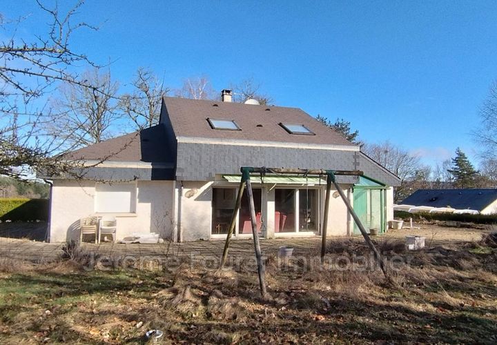 Villa i Ussel, Correze, Ussel - € 273.000 | Ref: 913V569M-tw - foto 1