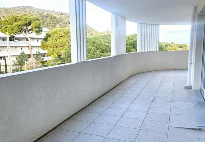Leilighet i Marseille, Bouches-du-Rhone, Marseille - € 392 000 | Ref: T4_Neuf_Sormiou_13009 - foto 1