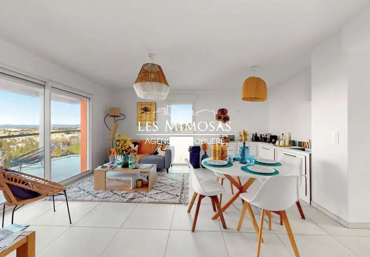 Lejlighed i Saint-Raphaël, Var, Saint-Raphaël - € 399.000 | Ref: 6892 - foto 1