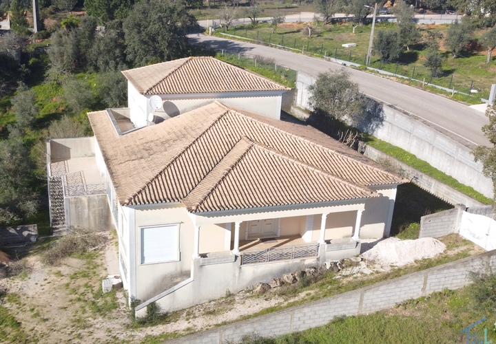 Villa i Tomar, Santarem, Tomar - € 450.000 | Ref: VCP325 - foto 1
