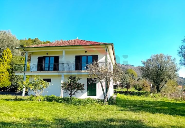 Villa i Arcos de Valdevez, Viana do Castelo, Arcos de Valdevez - € 205.000 | Ref: AVV-2281-MR-0324 - foto 1